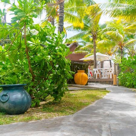 Le Surcouf Hotel &  Spa Mauritius Exterior foto