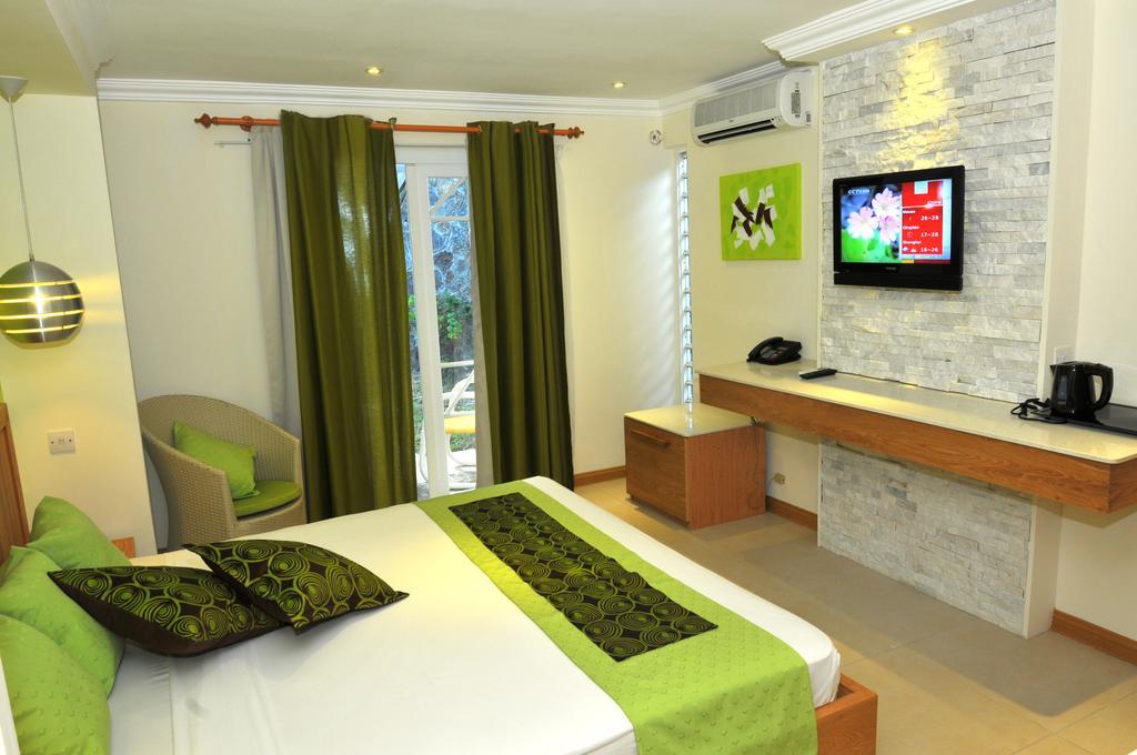 Le Surcouf Hotel &  Spa Mauritius Exterior foto