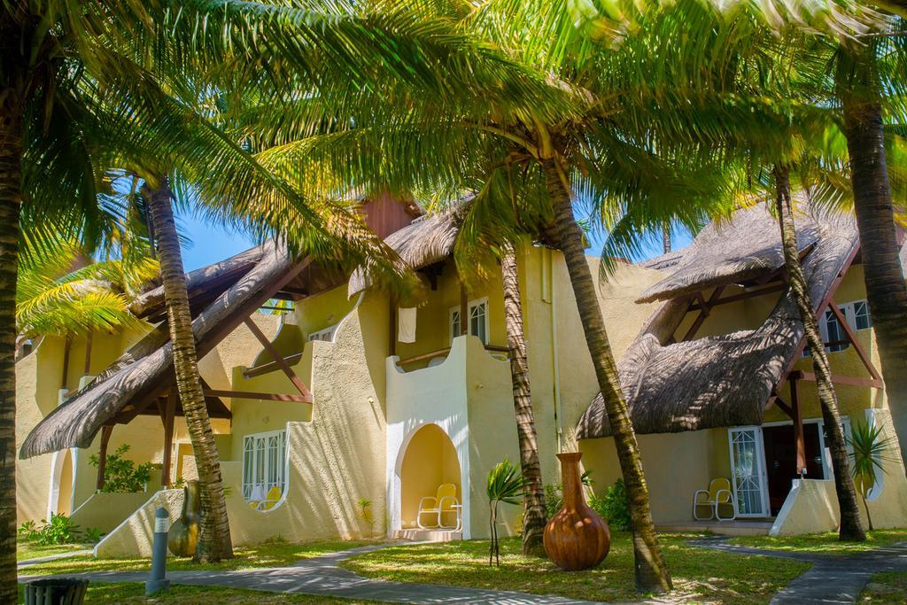 Le Surcouf Hotel &  Spa Mauritius Exterior foto