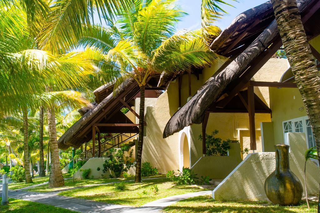 Le Surcouf Hotel &  Spa Mauritius Exterior foto