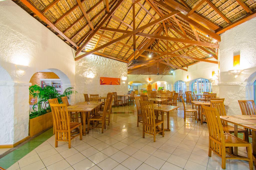 Le Surcouf Hotel &  Spa Mauritius Exterior foto
